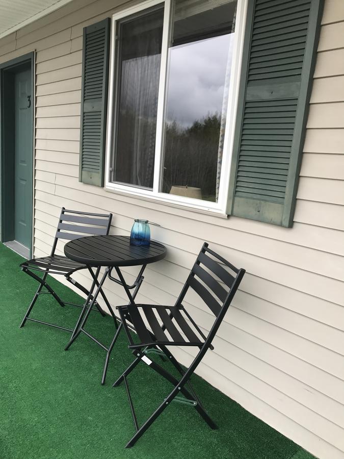 Peaks Kenny Lodge Dover-Foxcroft Exterior photo